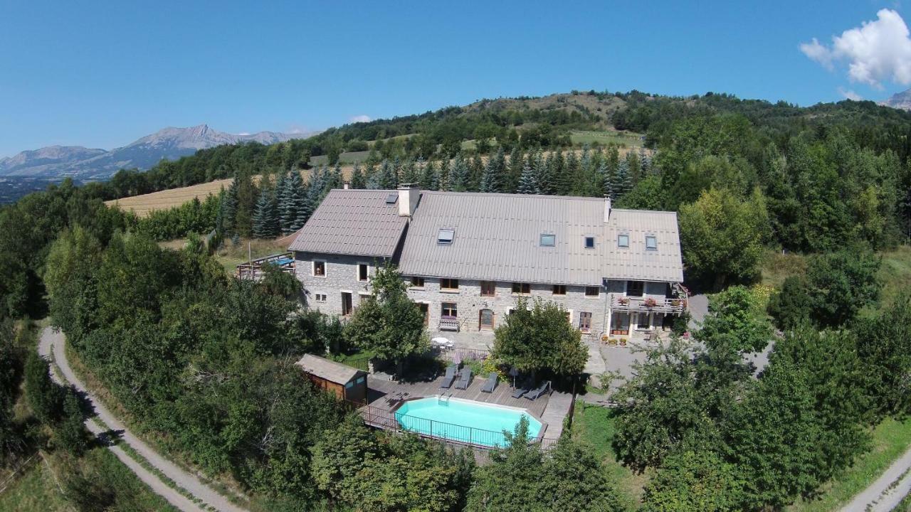 Chabottes Chambre D'Hotes La Grange Des Ecrins מראה חיצוני תמונה